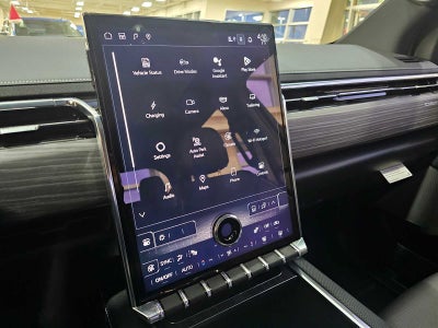 2024 GMC Sierra EV Denali Edition 1