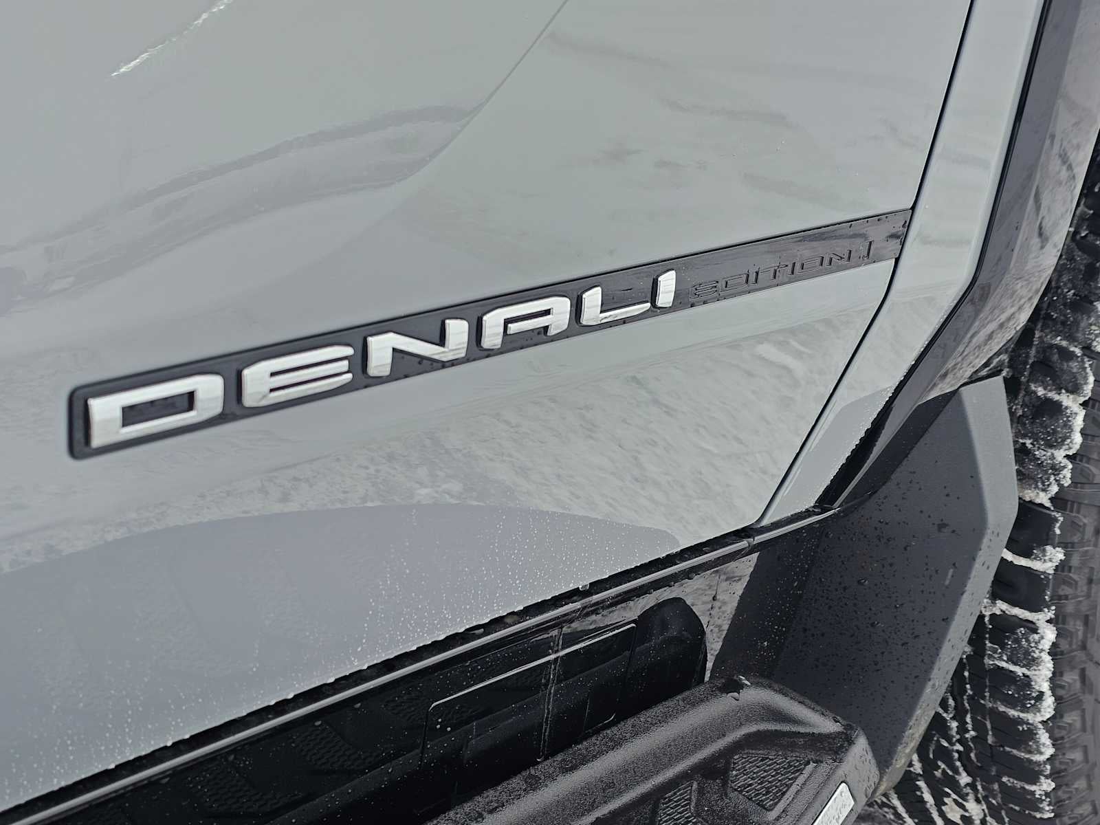 2024 GMC Sierra EV Denali Edition 1
