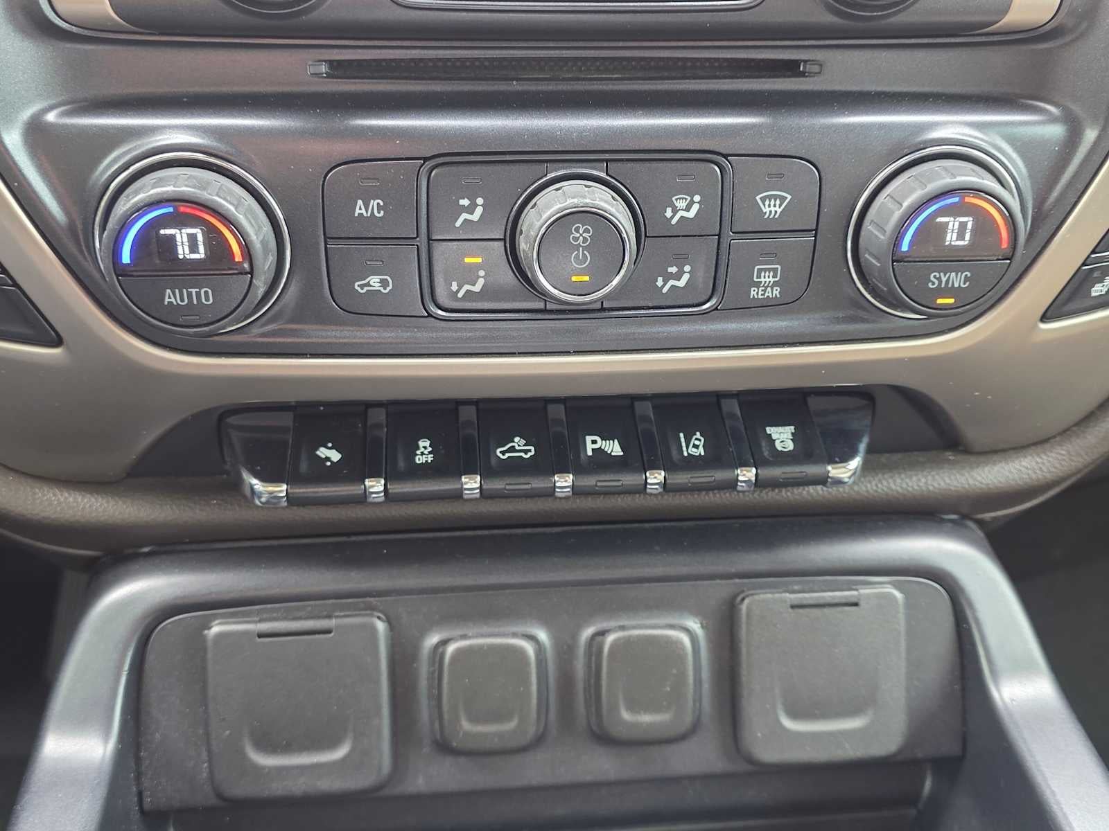 2015 GMC Sierra 3500 HD Denali