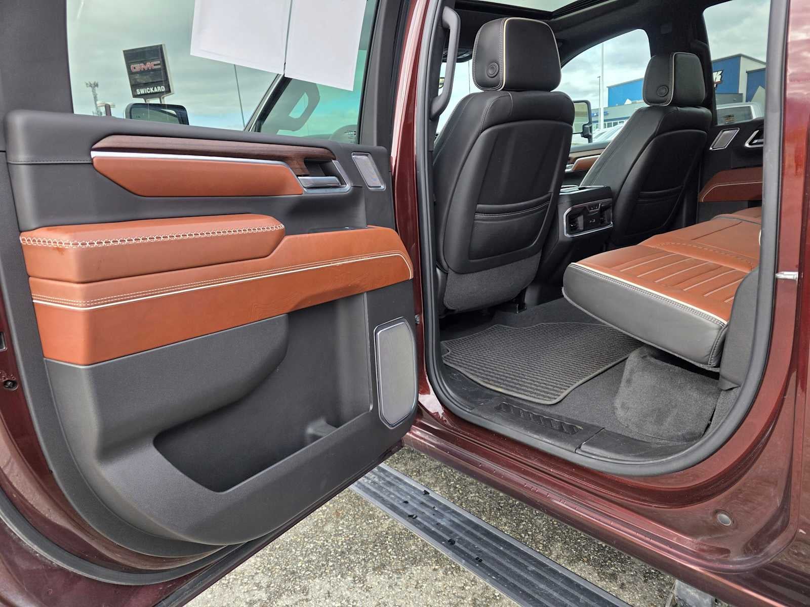 2024 GMC Sierra 3500 HD Denali Ultimate