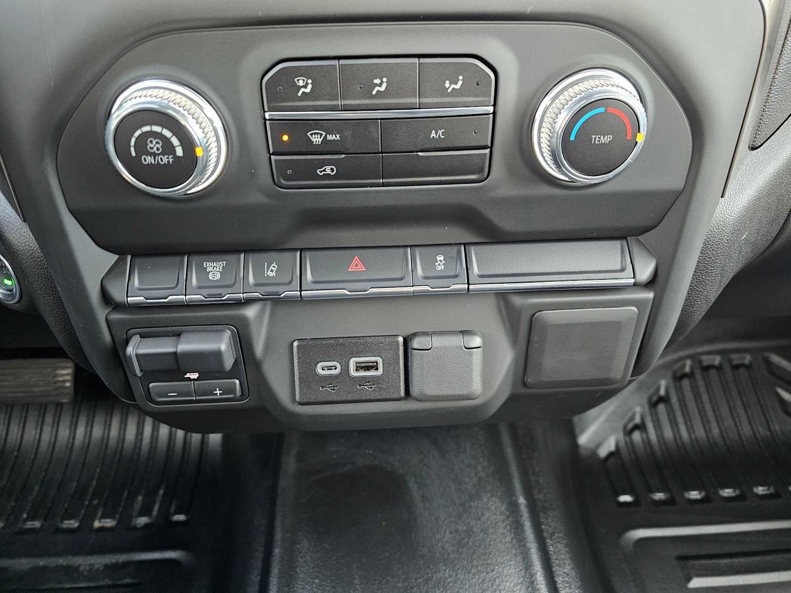 2025 GMC Sierra 2500 HD Pro