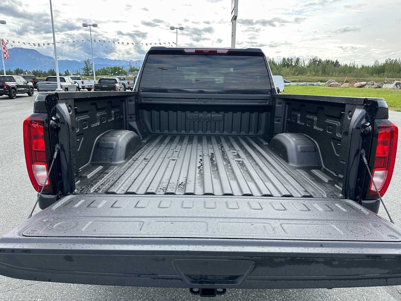 2025 GMC Sierra 2500 HD SLE