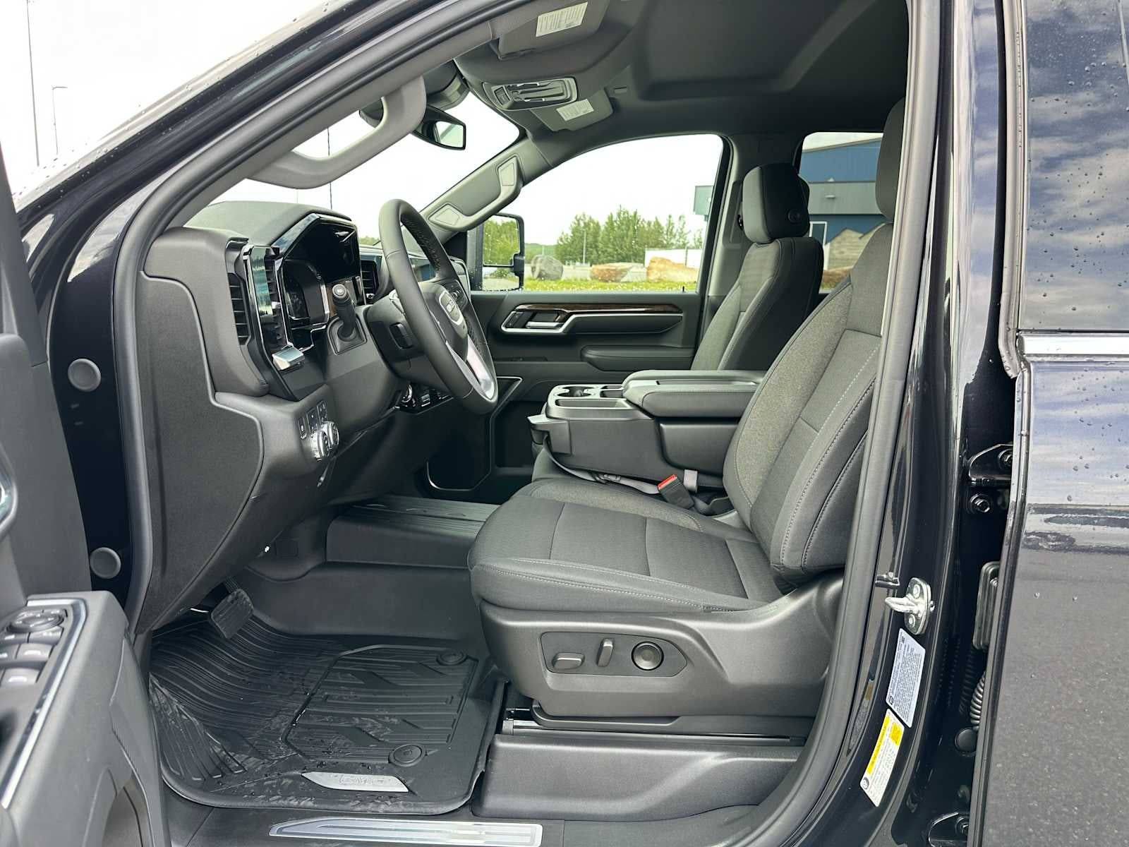 2025 GMC Sierra 2500 HD SLE