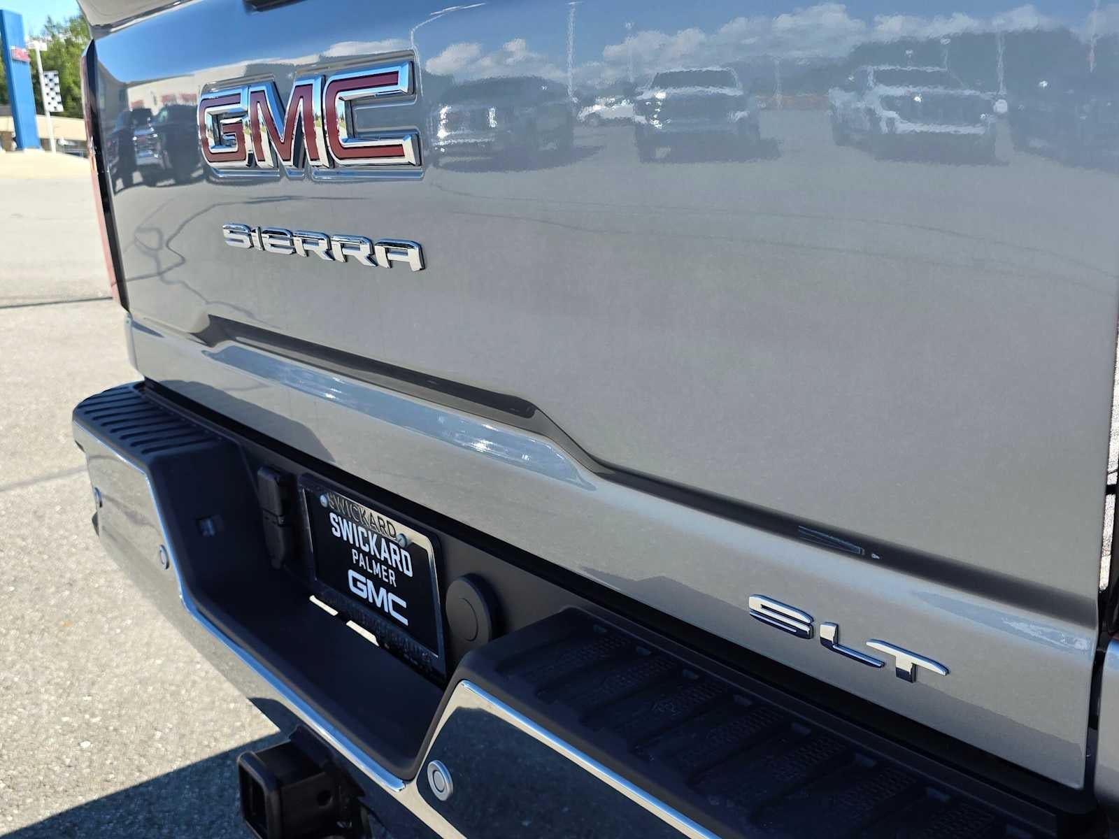 2026 GMC Sierra 2500 HD SLT