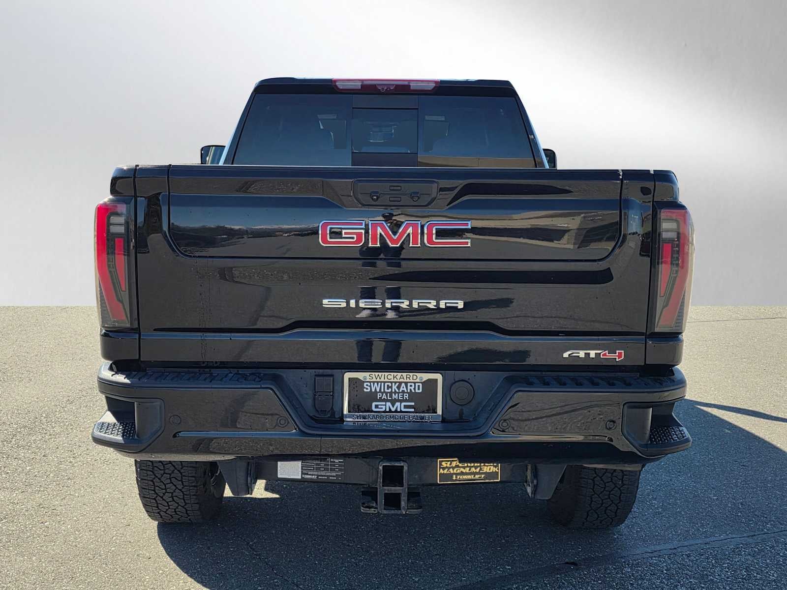 2025 GMC Sierra 2500 HD AT4