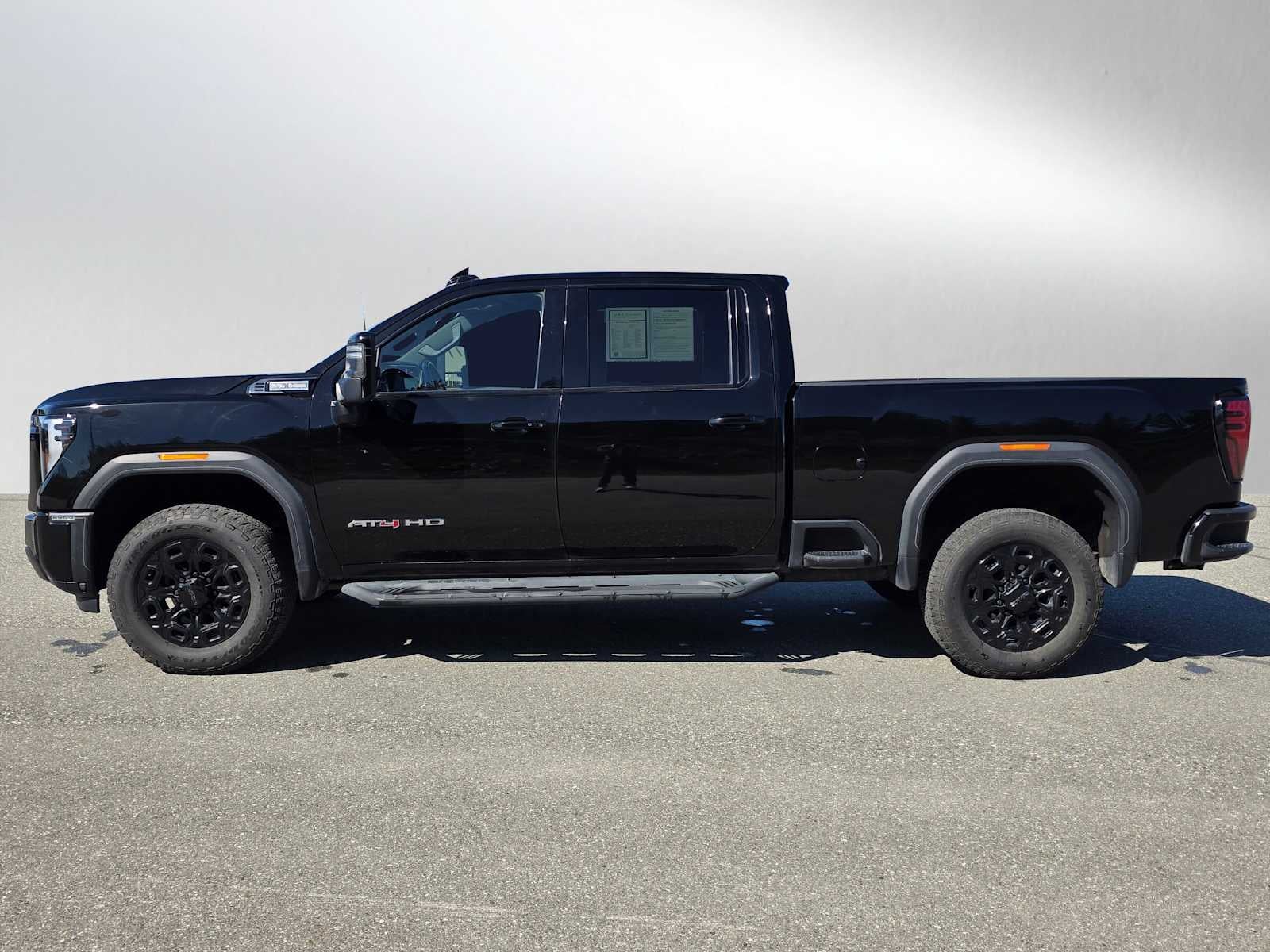 2025 GMC Sierra 2500 HD AT4