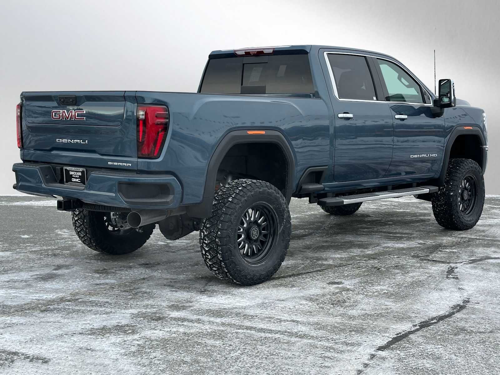 2025 GMC Sierra 2500 HD Denali