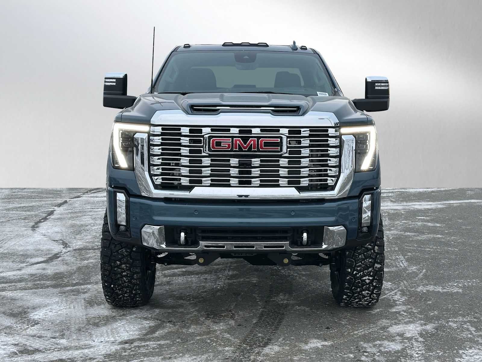 2025 GMC Sierra 2500 HD Denali