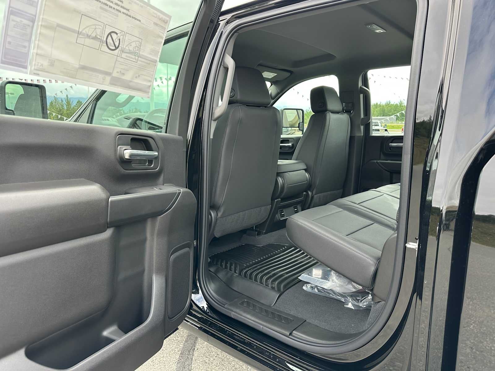 2025 GMC Sierra 3500 HD Pro