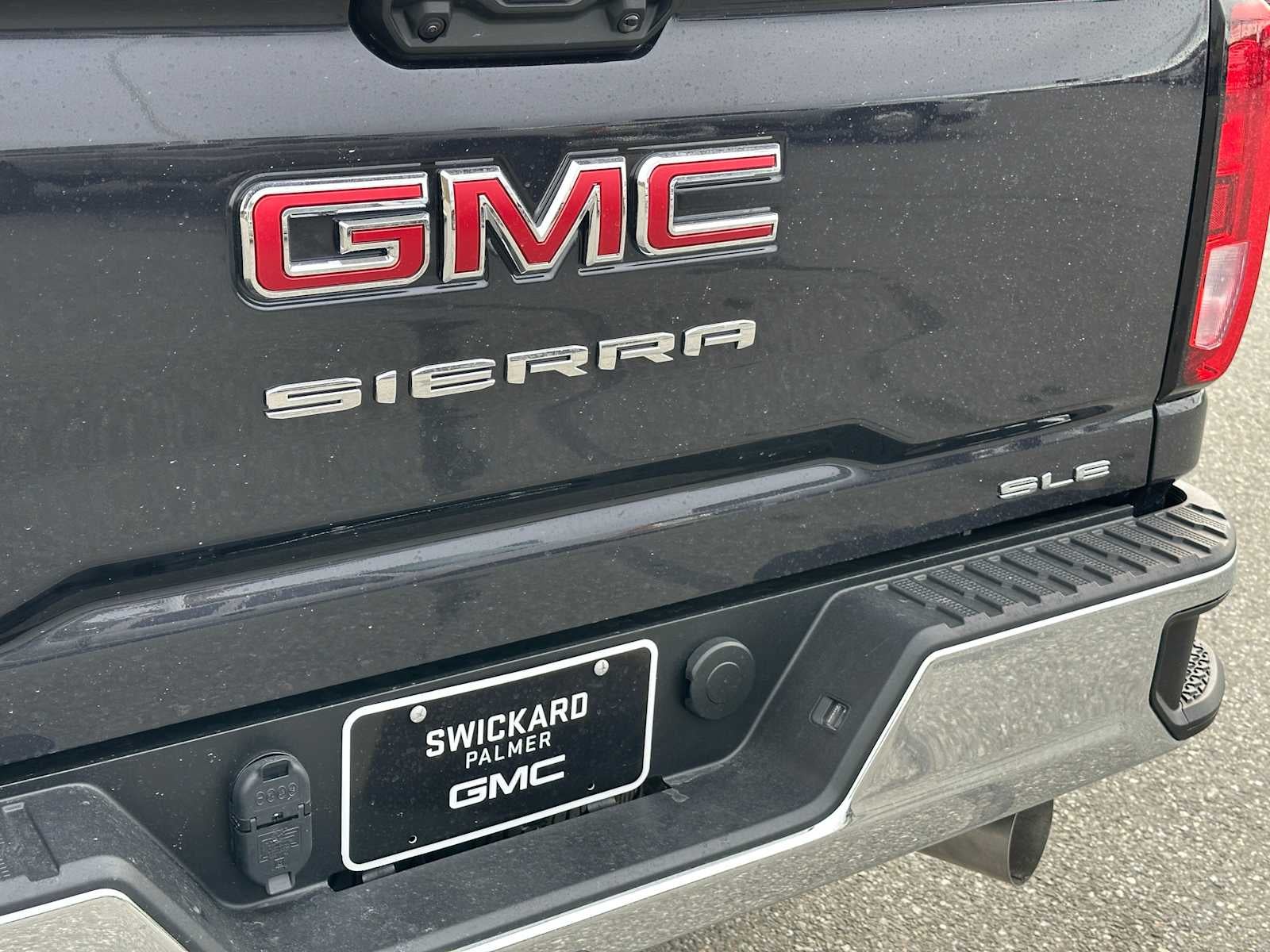 2026 GMC Sierra 3500 HD SLE