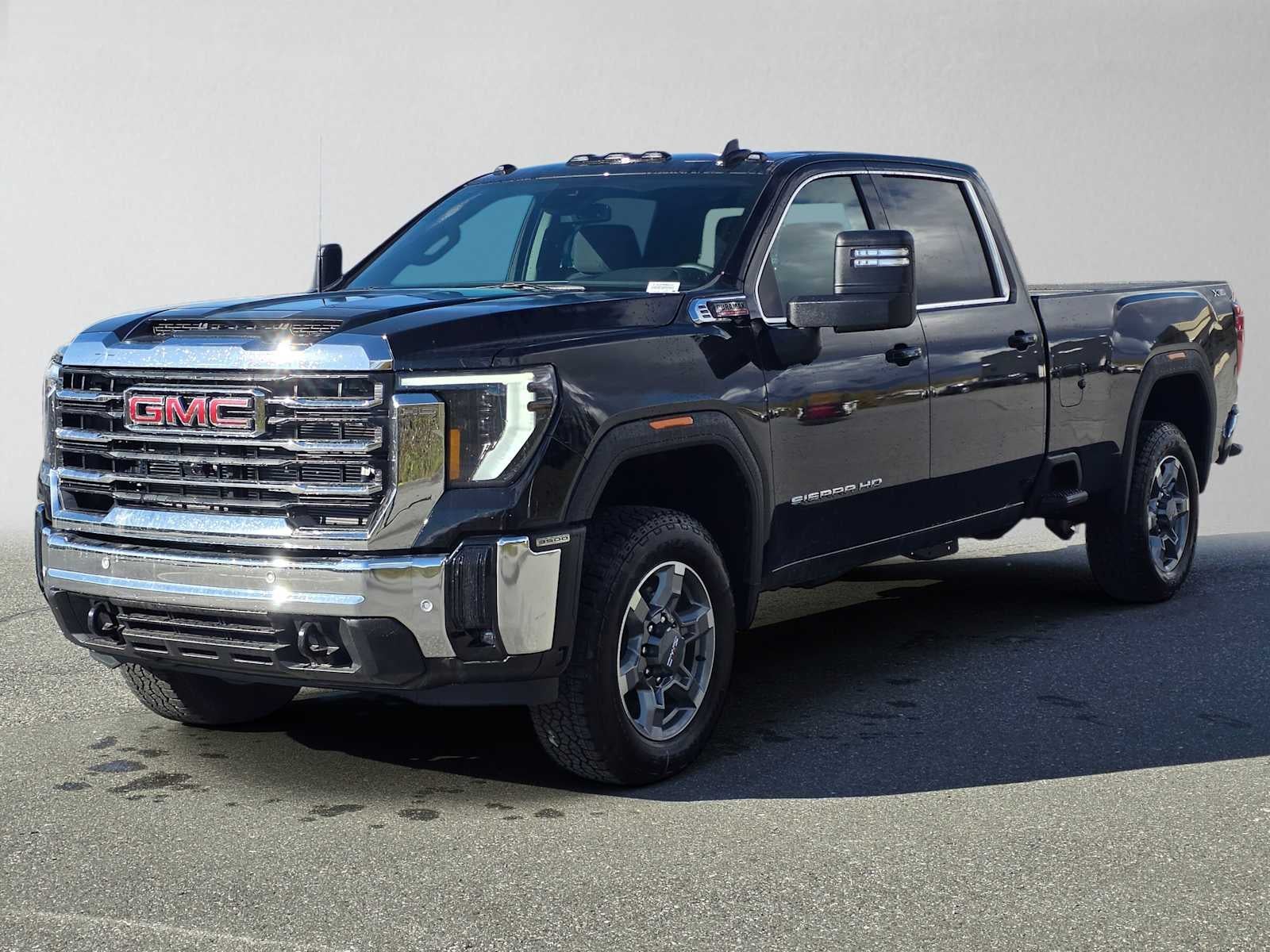 2026 GMC Sierra 3500 HD SLE