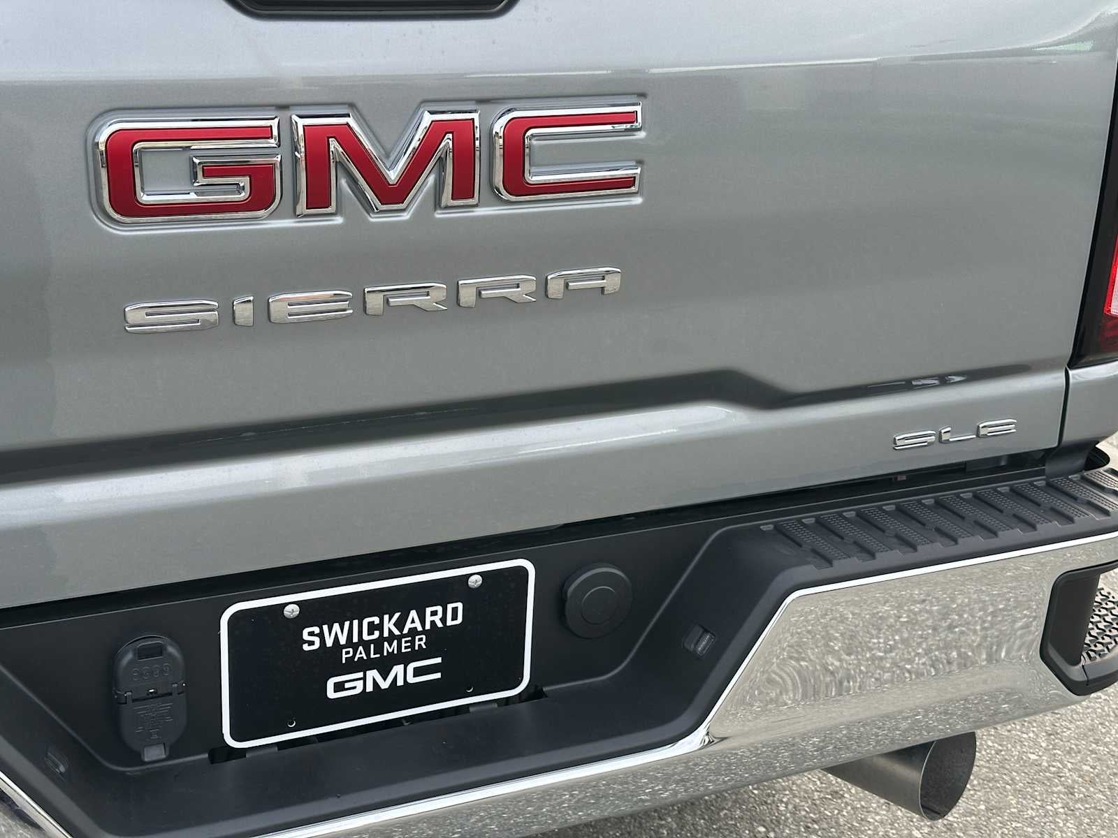 2026 GMC Sierra 3500 HD SLE