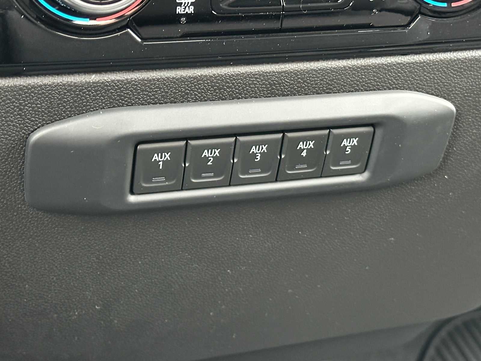 2025 GMC Sierra 3500 HD SLE