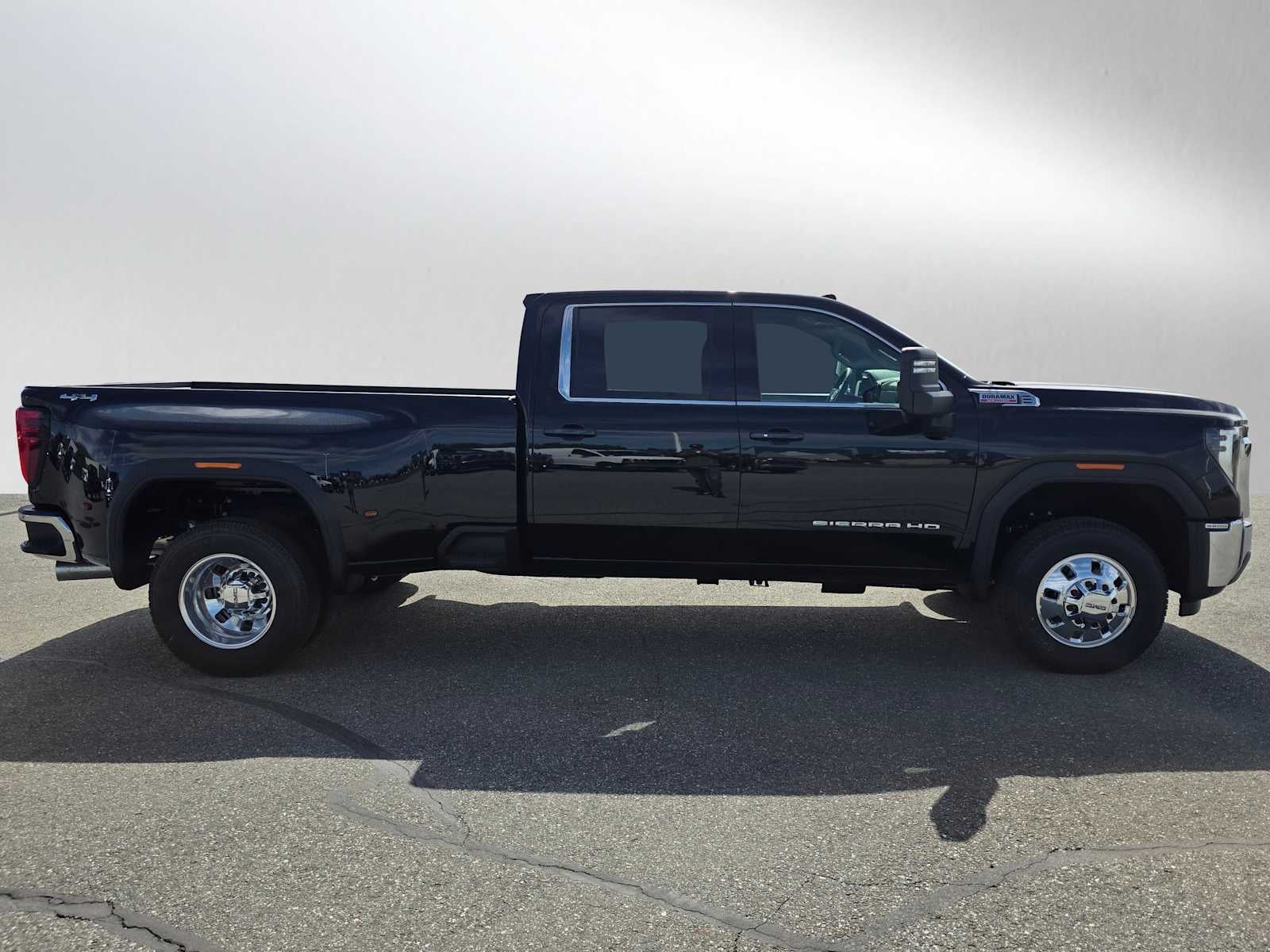 2026 GMC Sierra 3500 HD SLE DRW