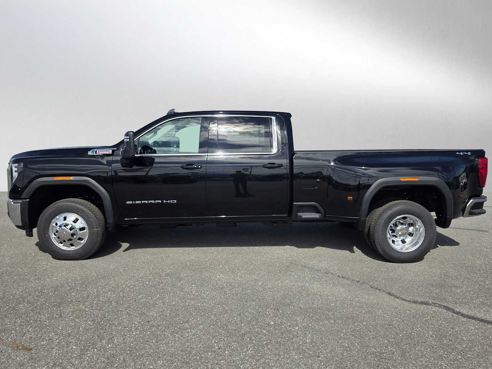 2026 GMC Sierra 3500 HD SLE DRW