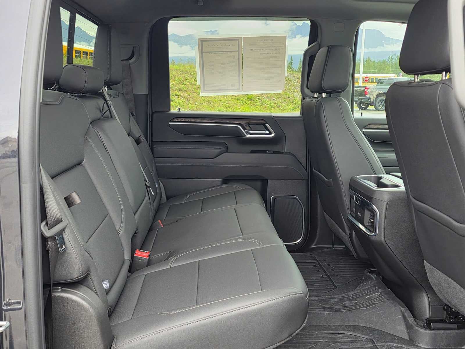 2025 GMC Sierra 3500 HD SLT