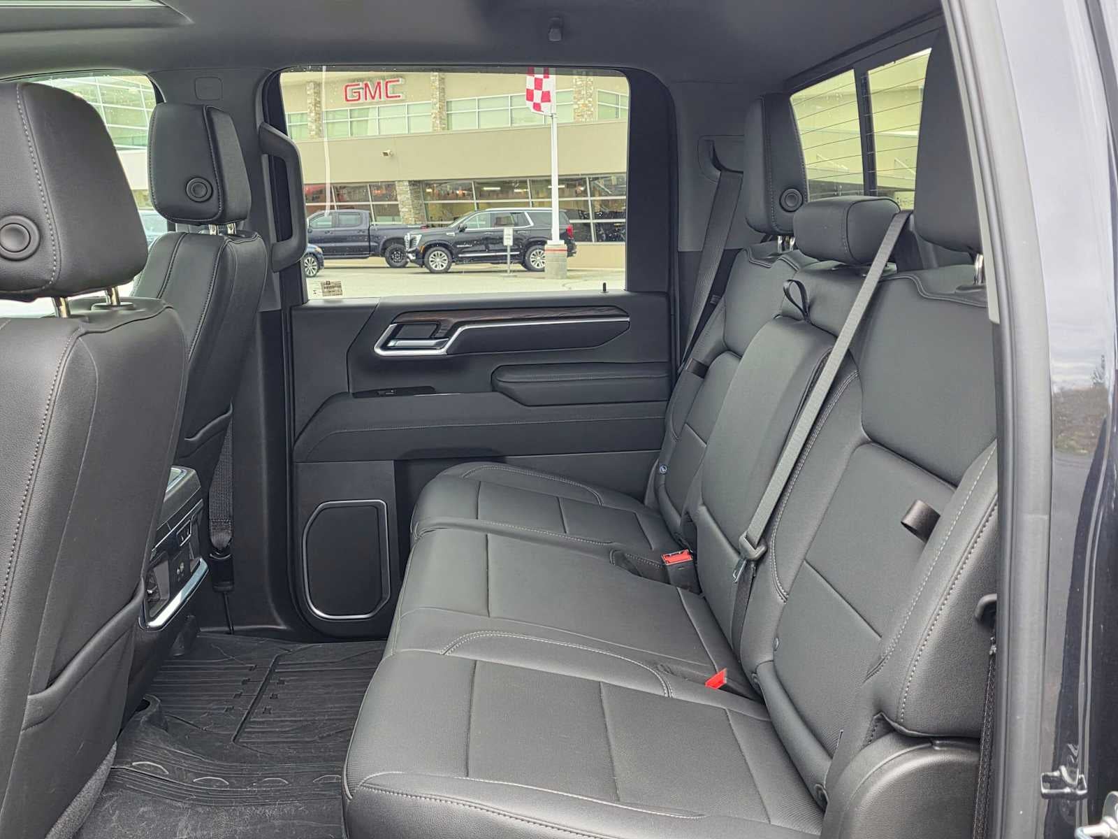 2025 GMC Sierra 3500 HD SLT