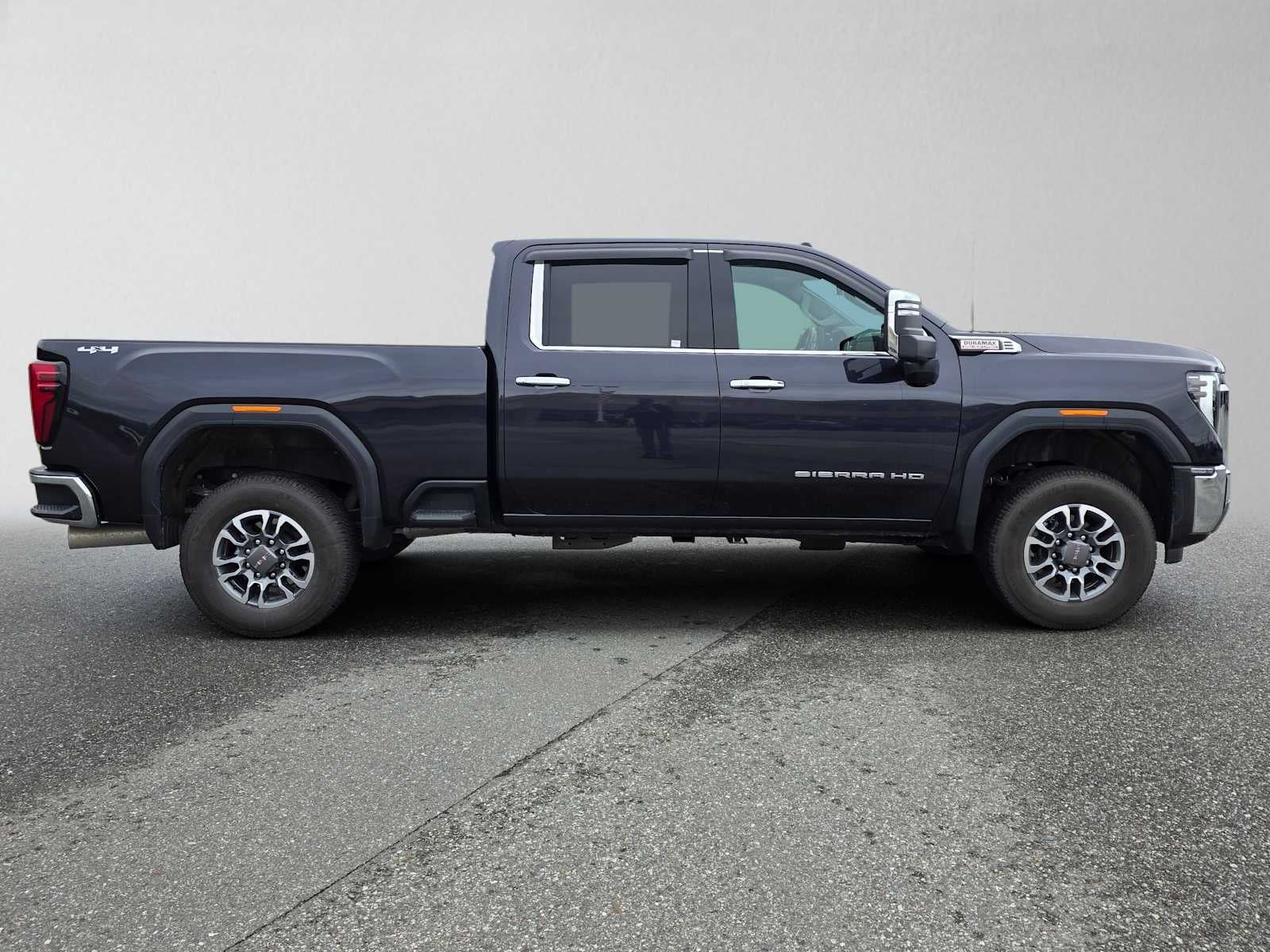 2025 GMC Sierra 3500 HD SLT