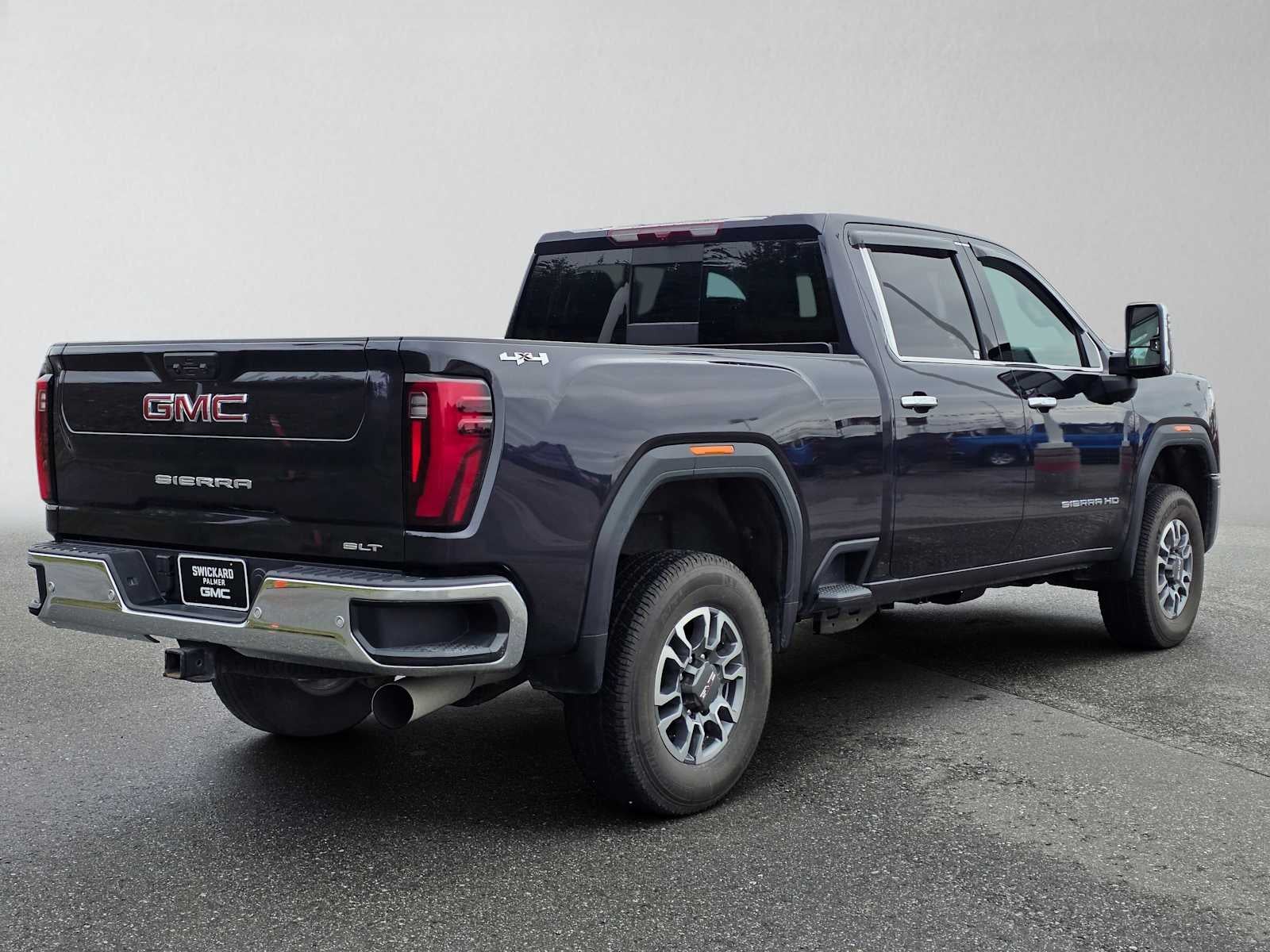2025 GMC Sierra 3500 HD SLT
