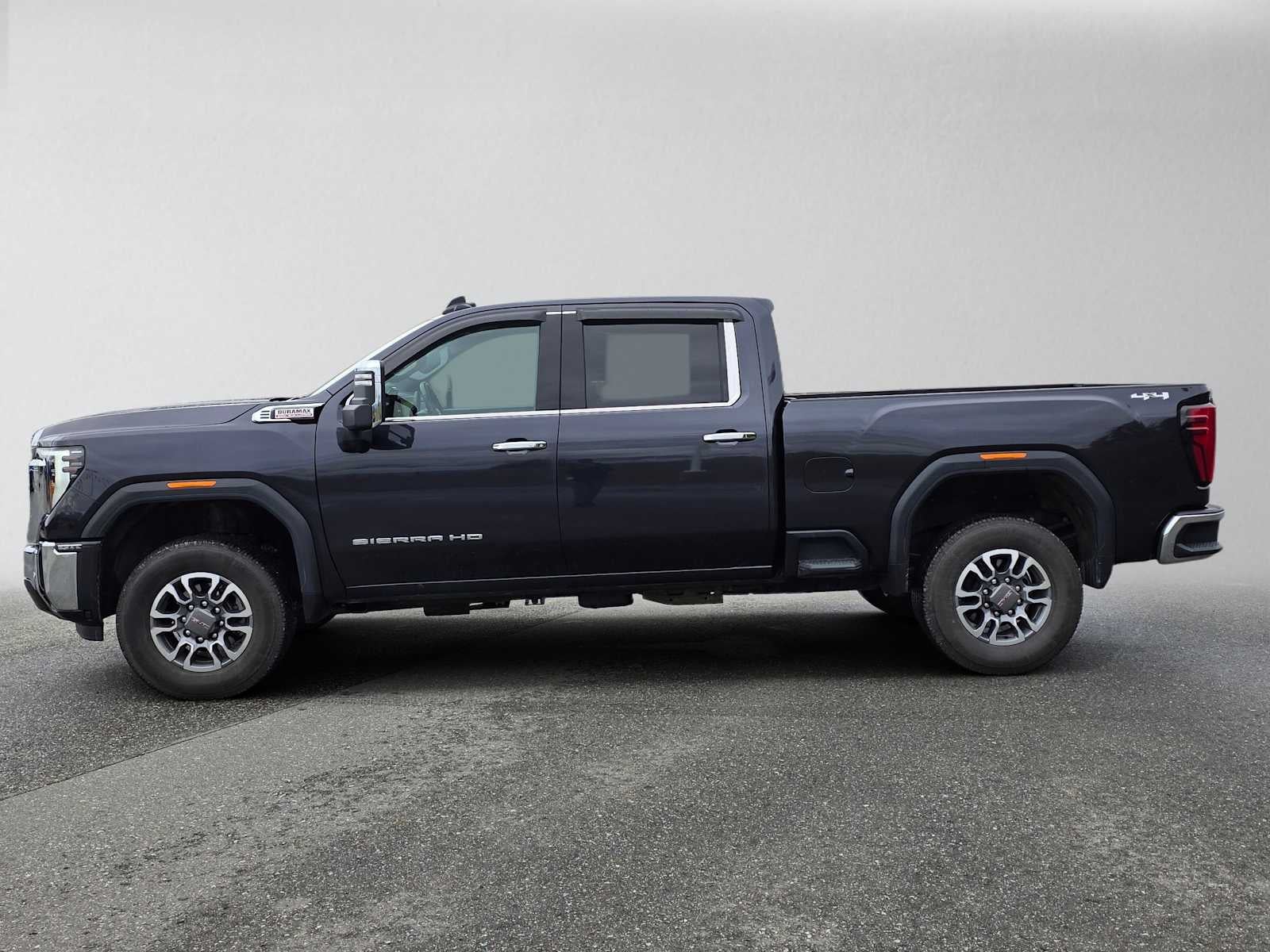 2025 GMC Sierra 3500 HD SLT