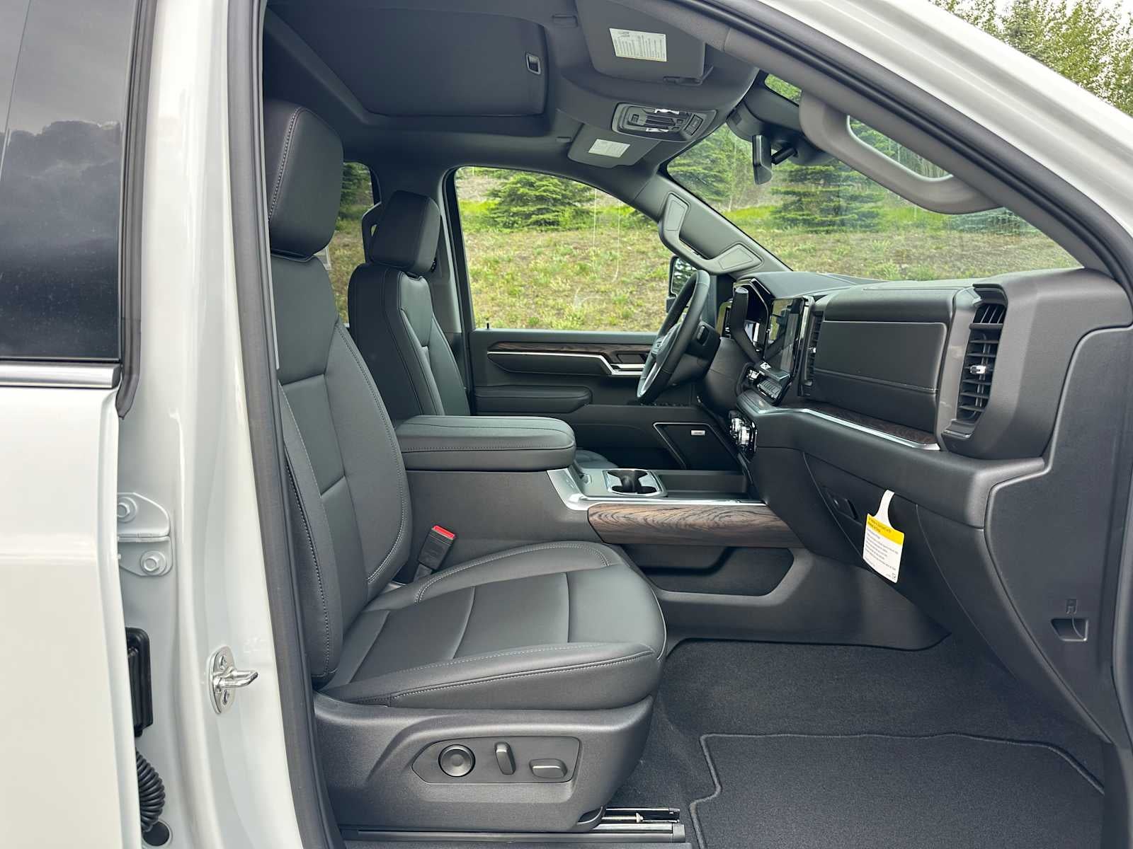 2025 GMC Sierra 3500 HD SLT