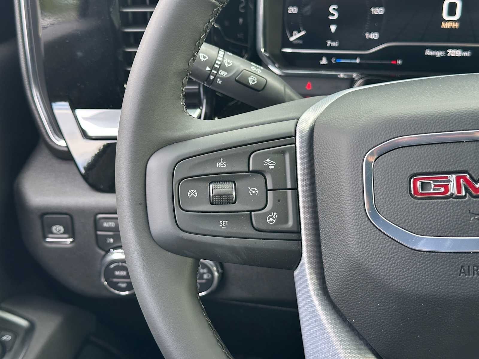 2025 GMC Sierra 3500 HD SLT