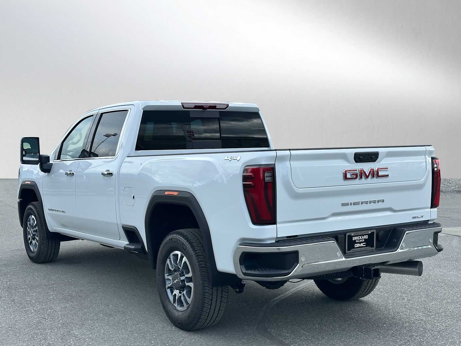 2025 GMC Sierra 3500 HD SLT