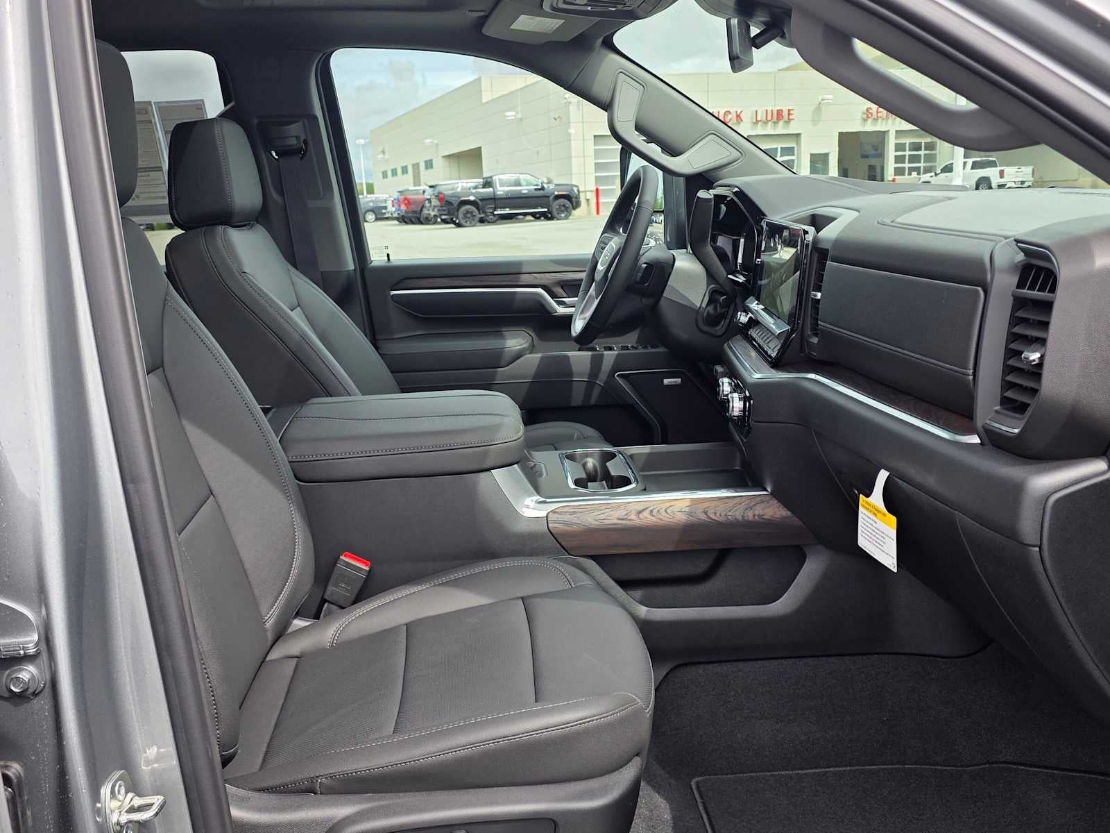 2026 GMC Sierra 3500 HD SLT DRW