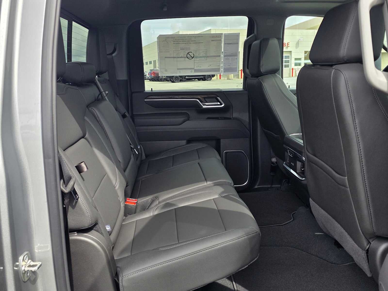 2026 GMC Sierra 3500 HD SLT DRW