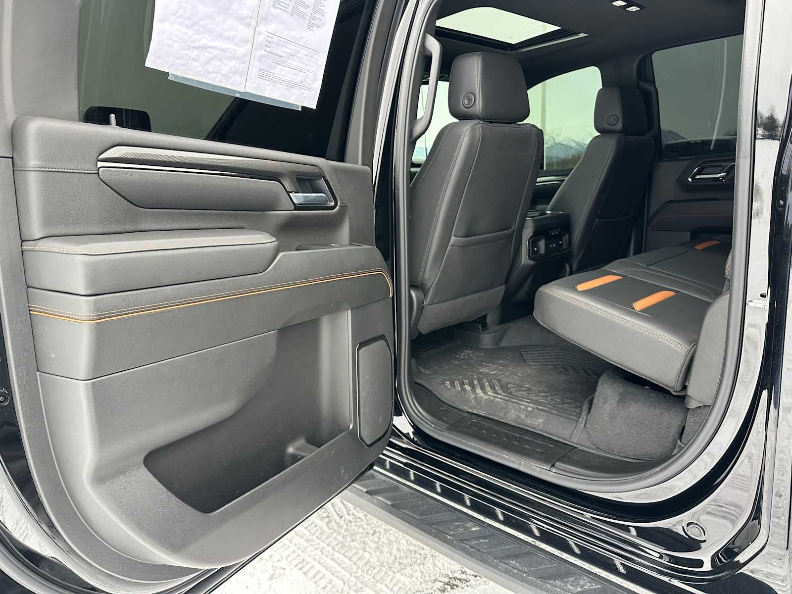 2025 GMC Sierra 3500 HD AT4