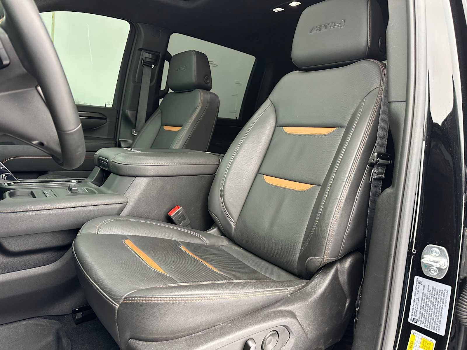 2025 GMC Sierra 3500 HD AT4