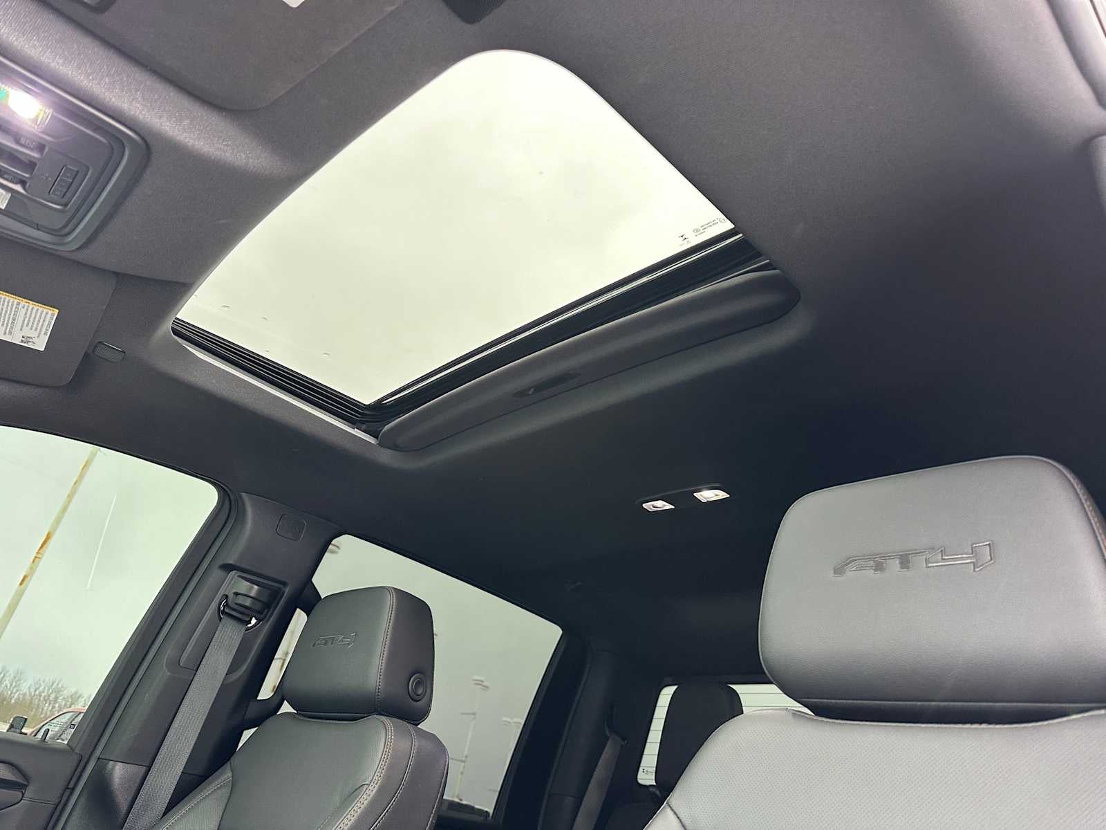 2025 GMC Sierra 3500 HD AT4