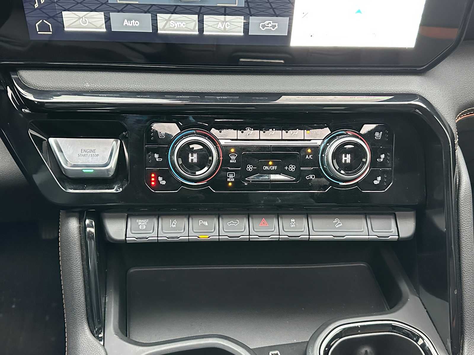 2025 GMC Sierra 3500 HD AT4