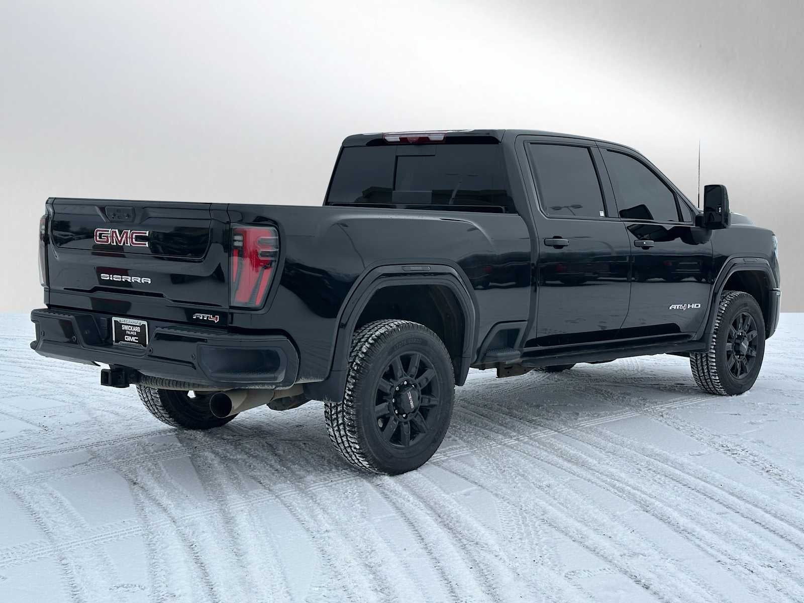 2025 GMC Sierra 3500 HD AT4