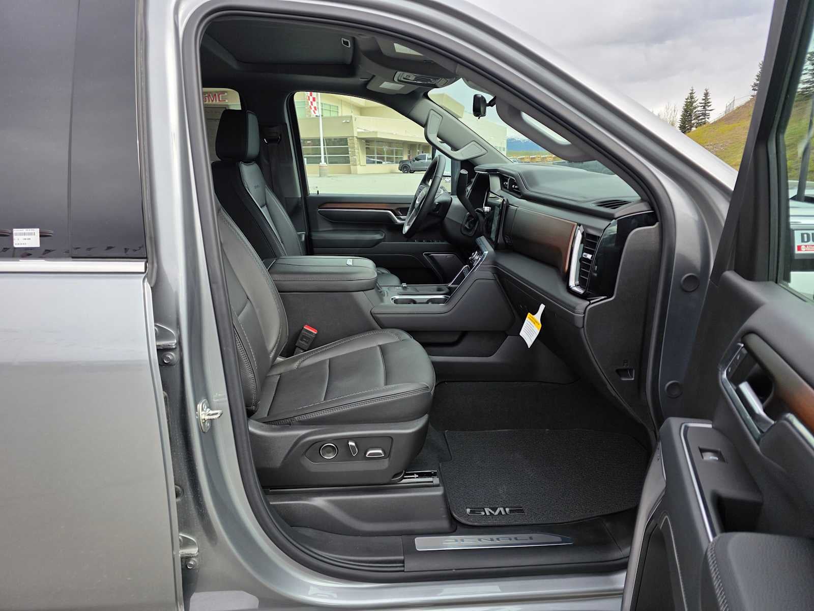 2025 GMC Sierra 3500 HD Denali