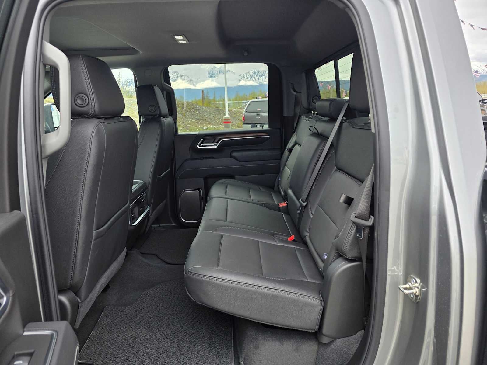 2025 GMC Sierra 3500 HD Denali