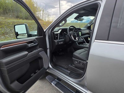 2025 GMC Sierra 3500 HD Denali