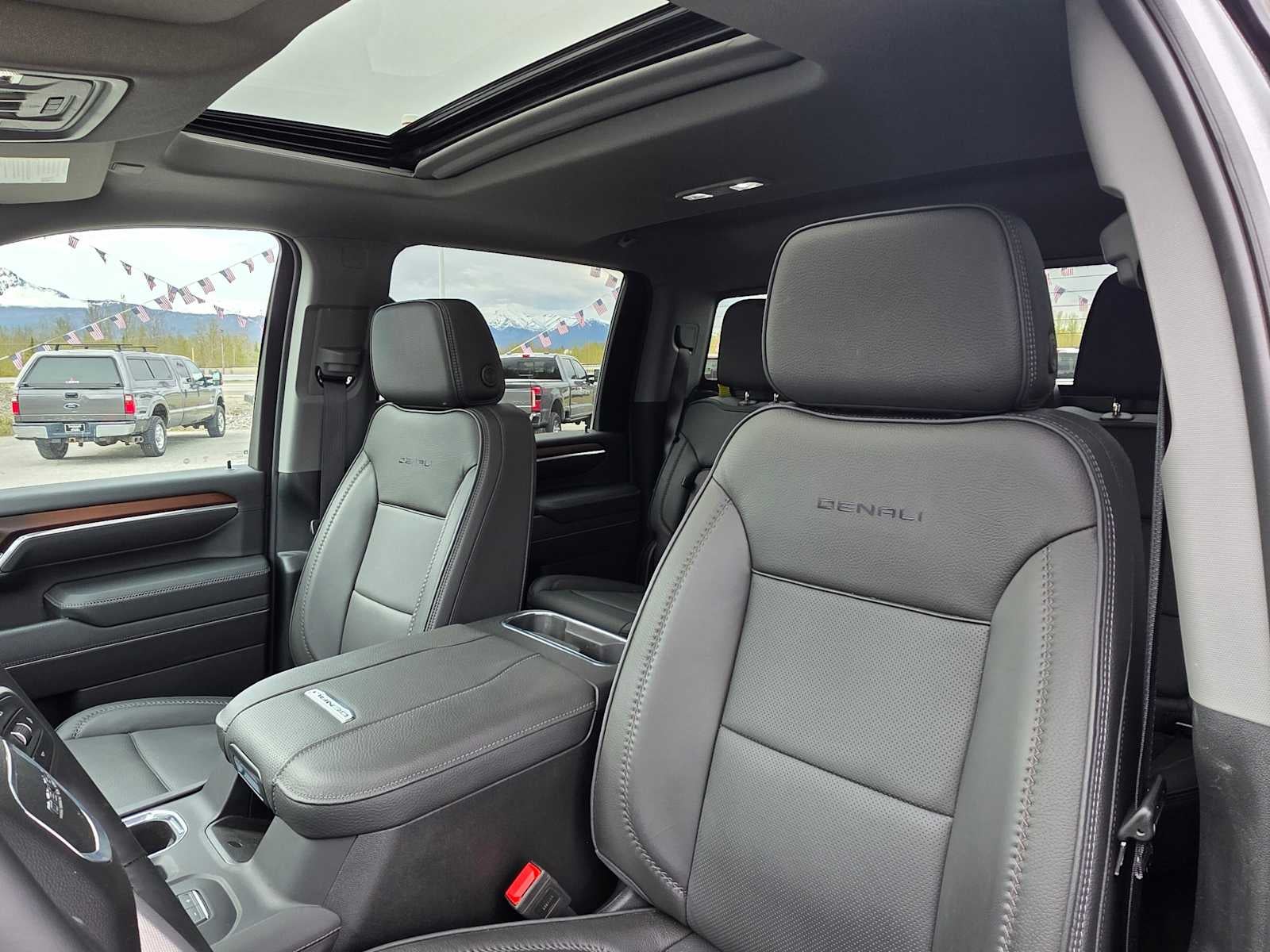 2025 GMC Sierra 3500 HD Denali