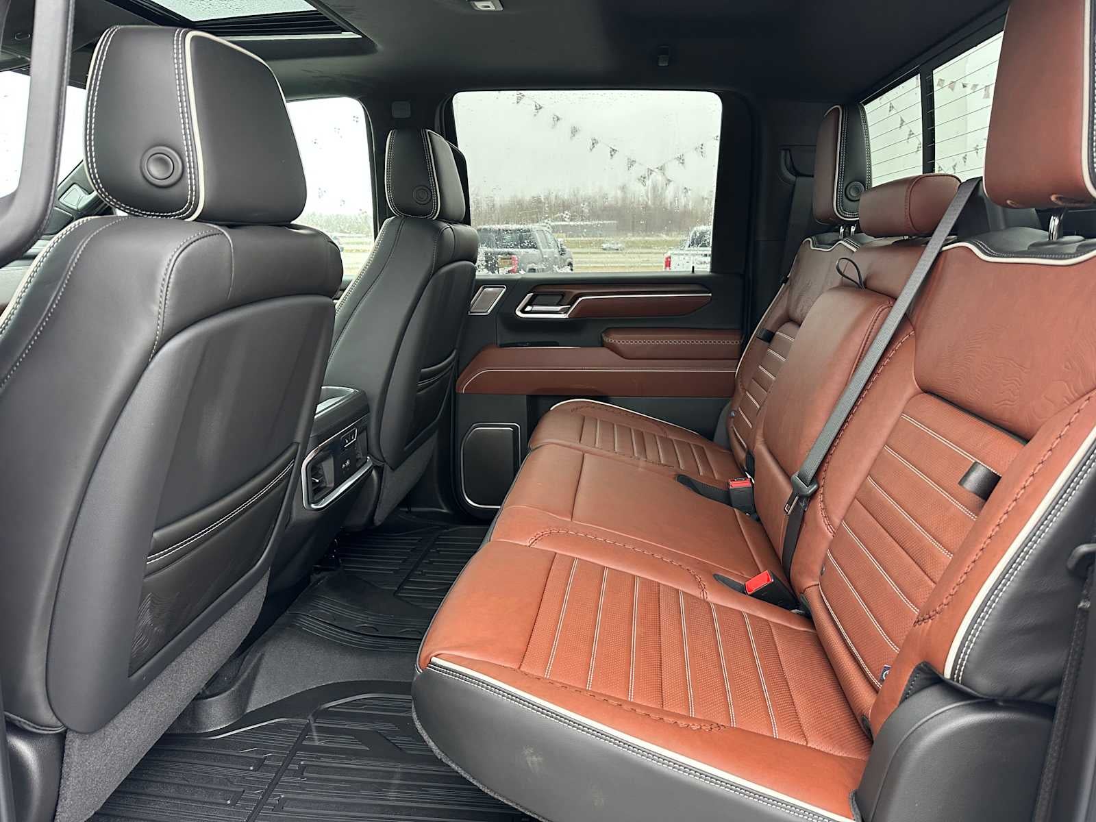 2026 GMC Sierra 3500 HD Denali Ultimate DRW