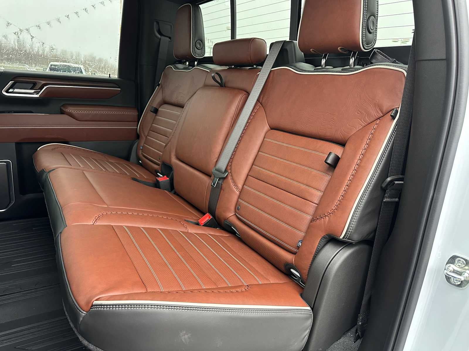 2026 GMC Sierra 3500 HD Denali Ultimate DRW