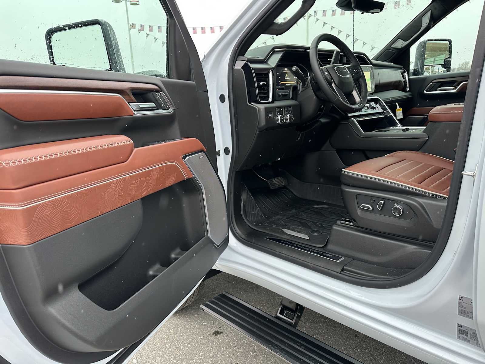 2026 GMC Sierra 3500 HD Denali Ultimate DRW