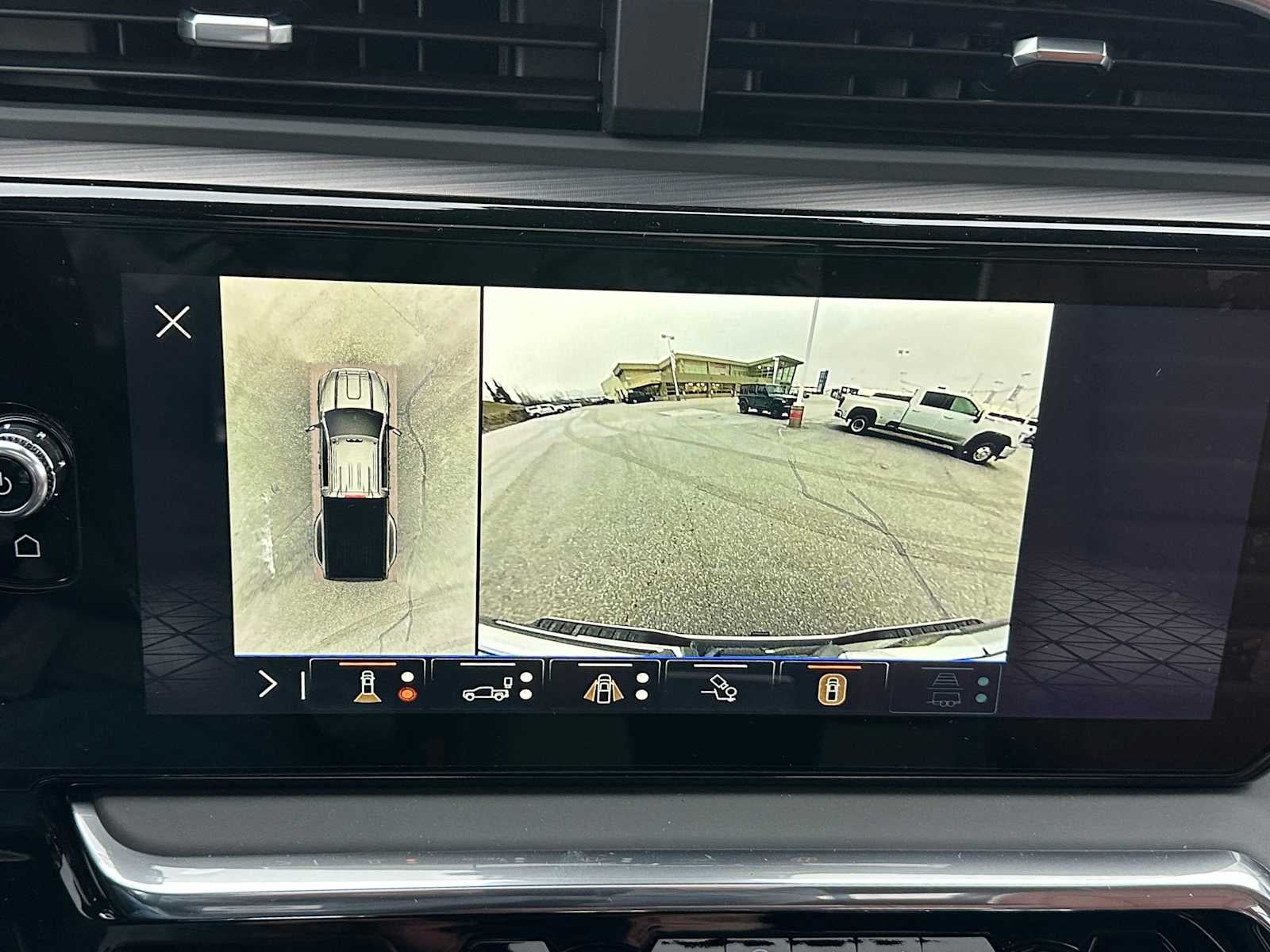 2026 GMC Sierra 3500 HD Denali Ultimate DRW