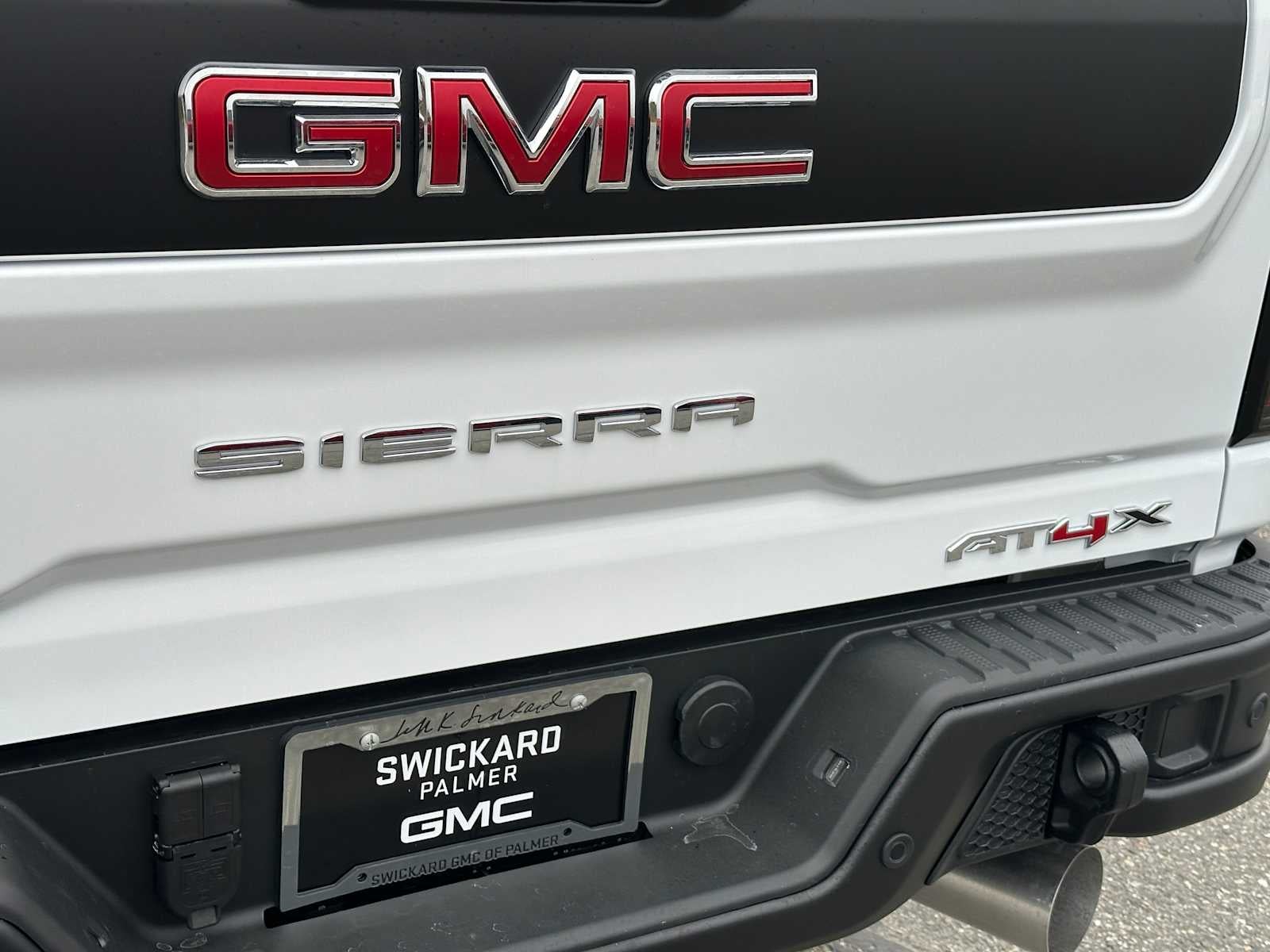 2025 GMC Sierra 2500 HD AT4X