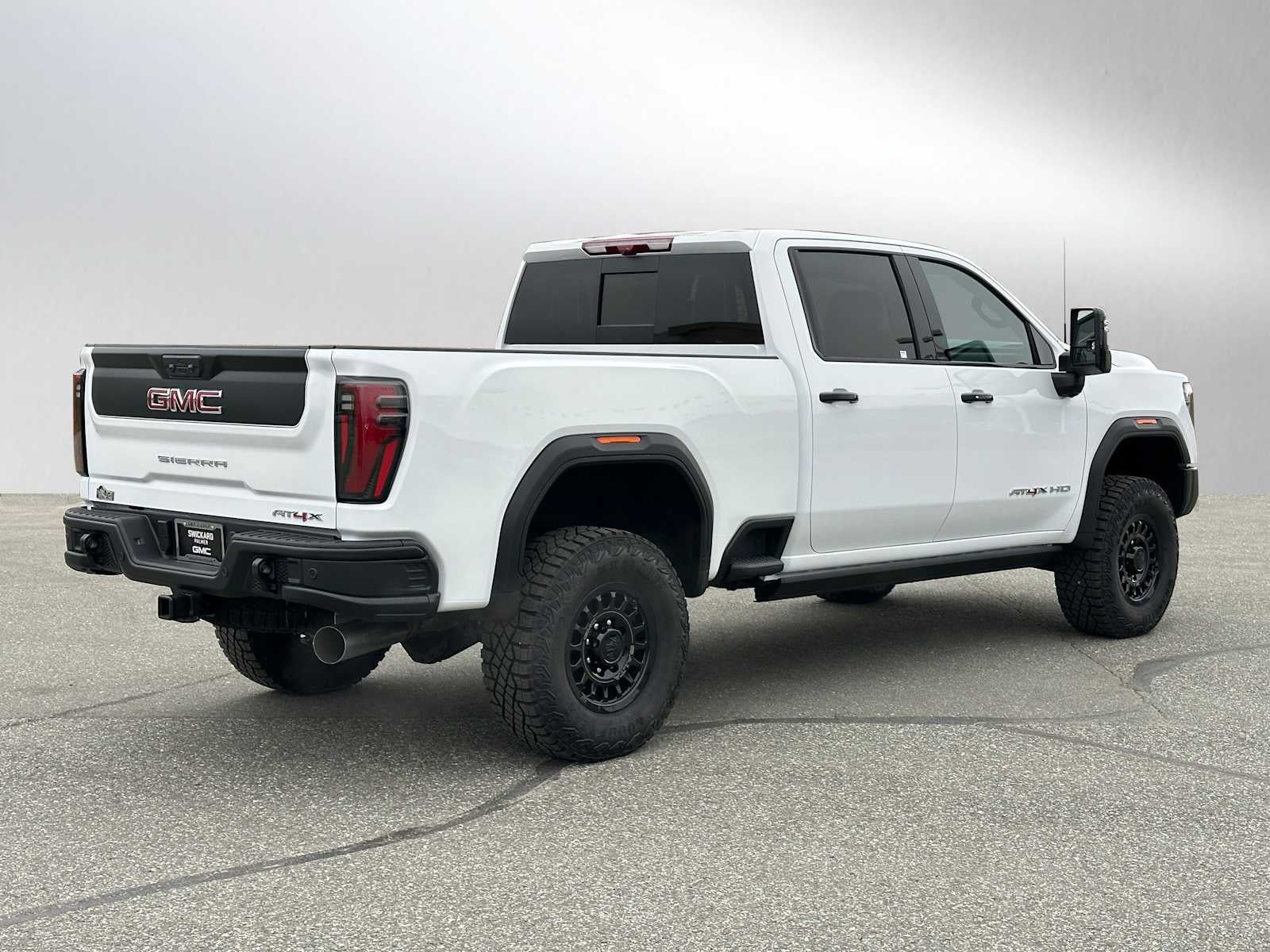2025 GMC Sierra 2500 HD AT4X