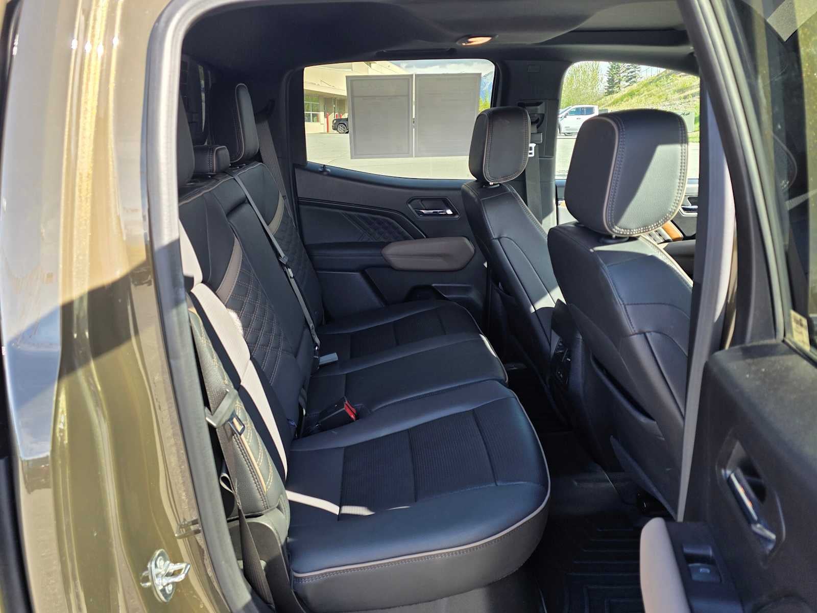2024 GMC Canyon Denali