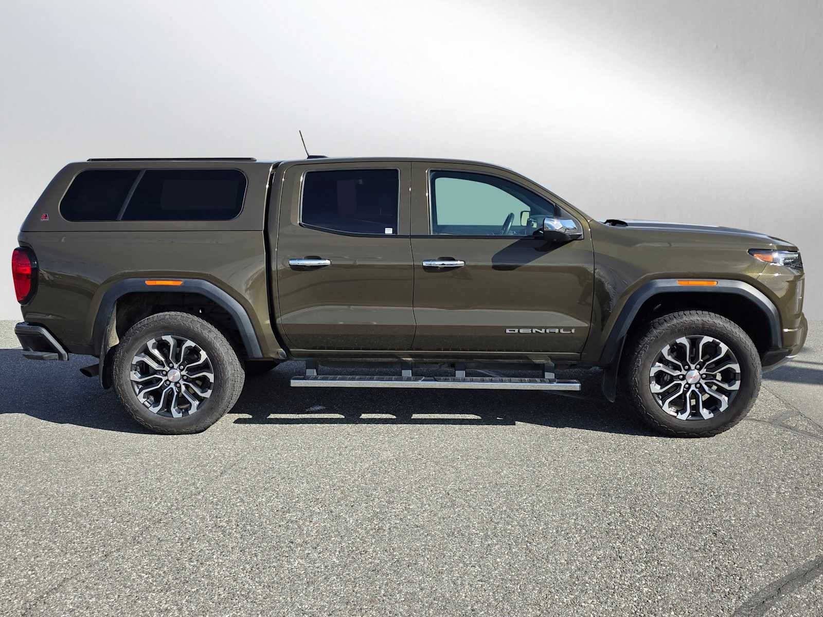 2024 GMC Canyon Denali