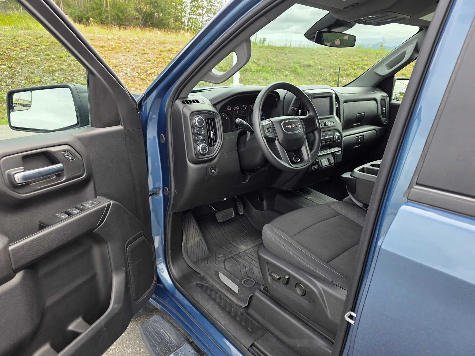 2024 GMC Sierra 1500 Pro