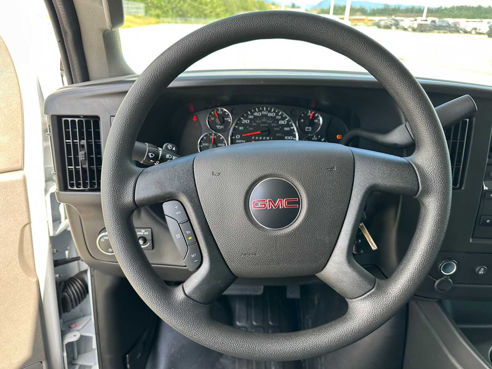 2025 GMC Savana Cargo 3500 Work Van