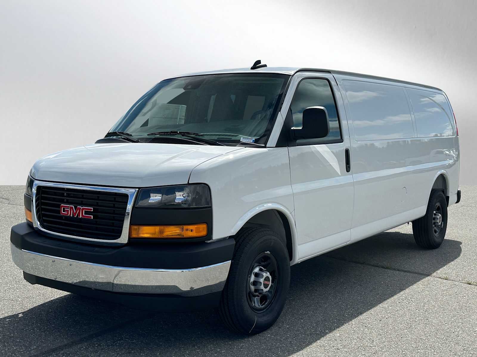 2025 GMC Savana Cargo 3500 Work Van