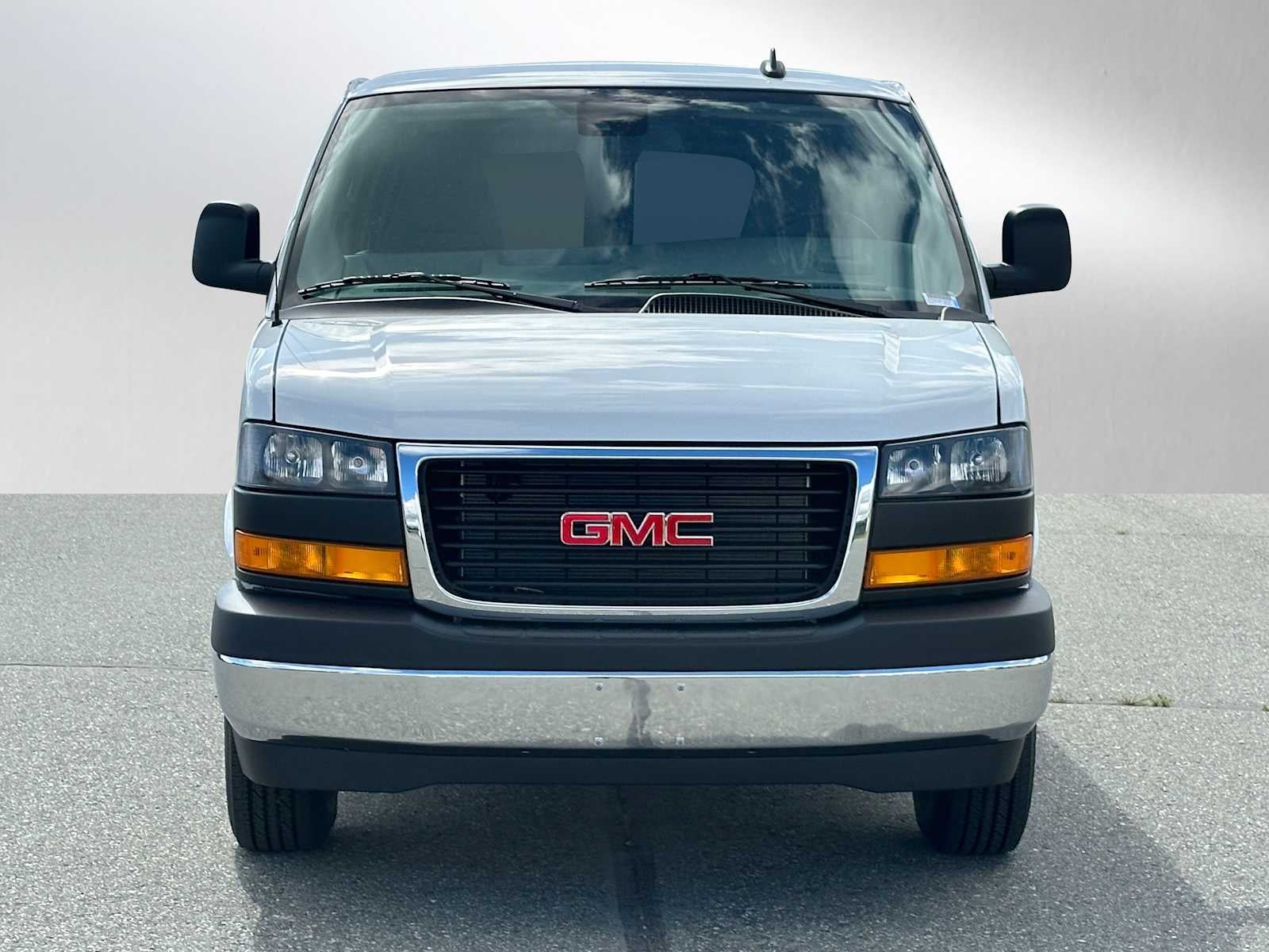 2025 GMC Savana Cargo 3500 Work Van